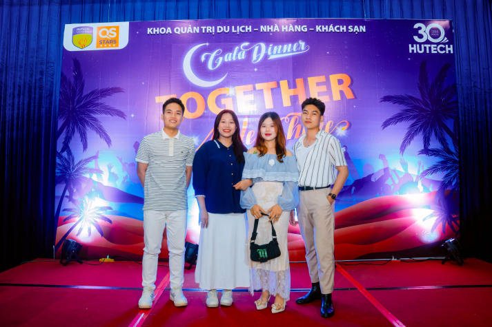 13WIN13 students grow through international field trip to Cambodia 76