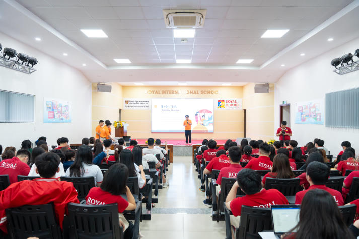 Hanwha Life Finance Mentor: Khi Tải app 13Win trở thành “người thầy” của học sinh THPT 10