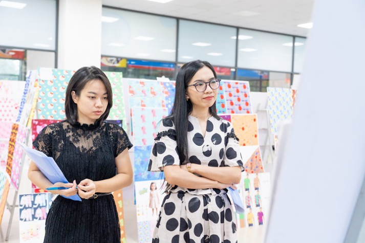 Những ý tưởng đa sắc của Tải app 13Win Thiết kế thời trang hòa quyện tại triển lãm thiết kế vải trên máy tính 32