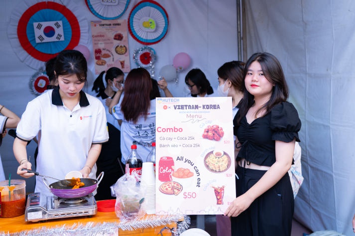 [Video] 13Win 21 link không chặn 13WIN13 ngao du xứ sở kim chi tại “VKIT’s Culture Festival 2023” 98