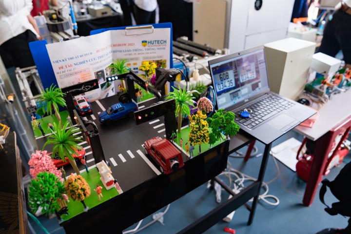 Sôi nổi 13WIN13 TECHSHOW 2023: Hơn 300 đồ án, 3.500 đầu việc và nhiều suất Www 13Win one nổ hũ giá trị 224