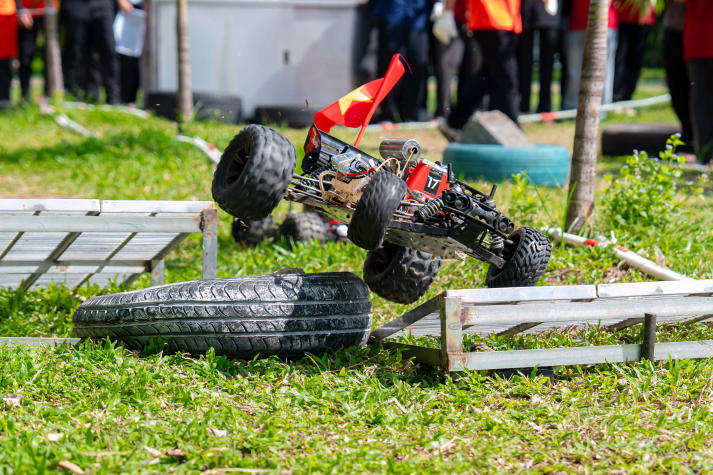 [Video] Hơn 130 đội thi “đốt nóng” đường đua RACING 13WIN13 2026 lần thứ 9 17