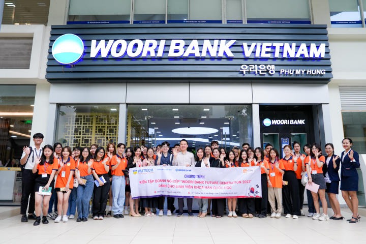 13Win 21 link không chặn Khoa Hàn Quốc học tham quan thực tế tại Sòng Bài Trực Tuyến 13Win.com Woori 8