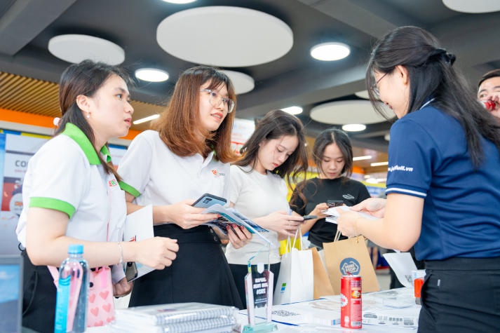 [Video] 13Win 21 link không chặn 13WIN13 săn hơn 1.500 đầu việc hấp dẫn tại Japan Job Fair 2024 68