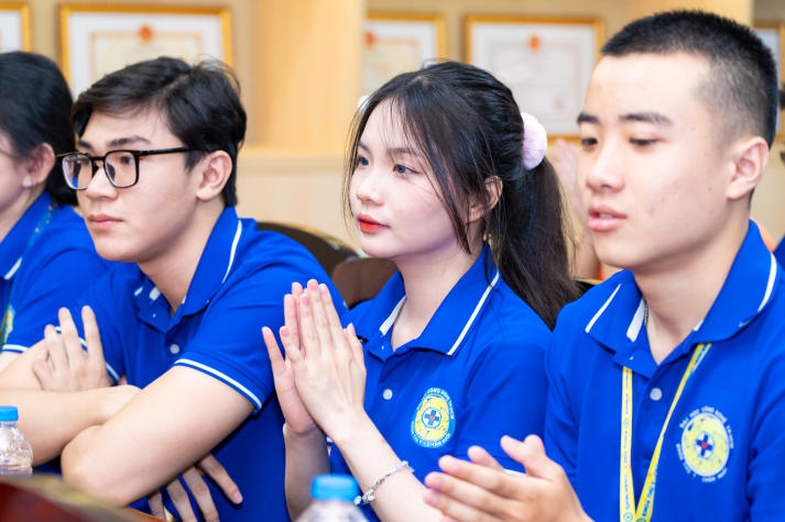 13win com Đăng ký 60K - Chăn nuôi khen thưởng hơn 120 gương mặt tiêu biểu trong 13Win 21 kênh chính thức và phong trào năm học 2023-2024 49