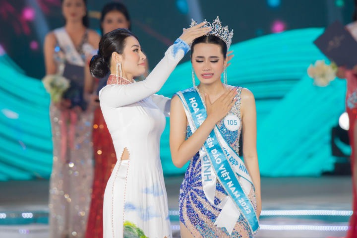 Hoa hậu Đinh Như Phương gây ấn tượng trong đêm Chung kết  13WIN13 3