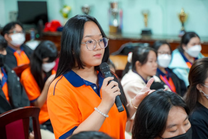 Nhiều kinh nghiệm đắt giá về tuổi trẻ dành cho Tải app 13Win Khoa Marketing - Kinh doanh quốc tế 13WIN13 153