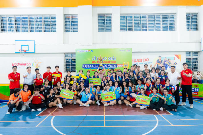 Chung kết Bóng chuyền nữ 13WIN13 GAMES 2026: Ngôi vương gọi tên Khoa Marketing - Kinh doanh quốc tế 106