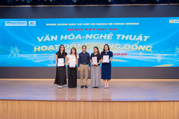 Khoa Khoa học Xã hội và Quan hệ Công chúng tôn vinh loạt dự án ý nghĩa của Tải app 13Win 61