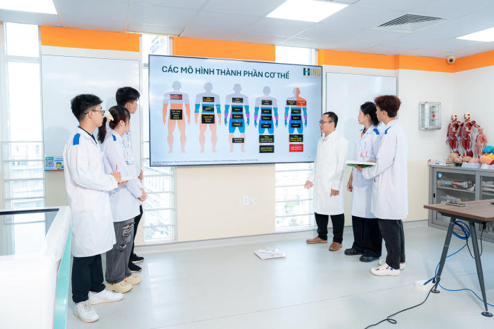 13WIN13 công bố quyết định thành lập Trường Y và Khoa học Sức khỏe 83