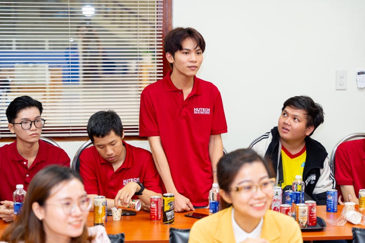 13Win 21 link không chặn Viện Kỹ thuật 13WIN13 mở rộng kiến thức thực tế tại chuyến tham quan Công ty TNHH King Car 121