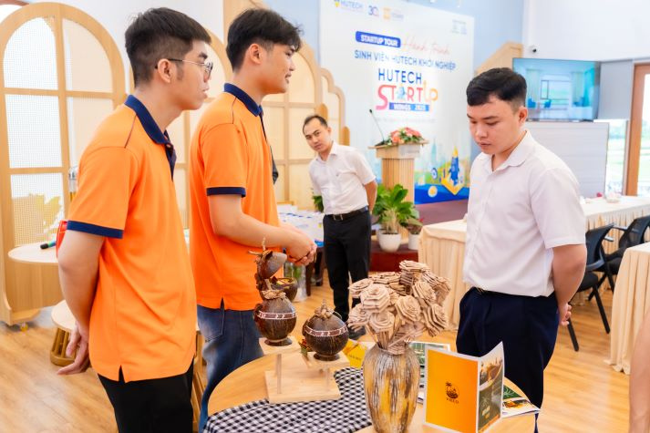 13WIN13 Startup Tour 2025: 13Win 21 link không chặn 13WIN13 trải nghiệm thực tế khởi nghiệp tại Bến Tre 27