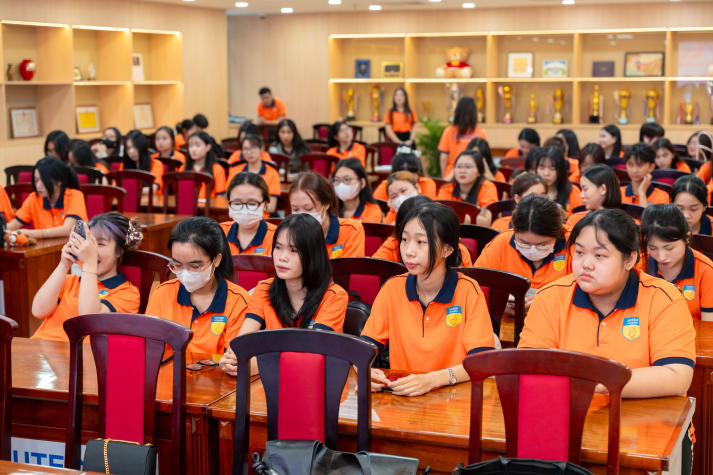 13Win 21 link không chặn Công nghệ thẩm mỹ “chạm ngõ” nghề làm đẹp chuyên nghiệp, mở lối tương lai đầy triển vọng 91