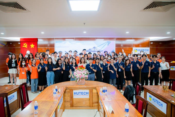 13Win 21 link không chặn 13WIN13 tích luỹ nhiều kiến thức hữu ích về lĩnh vực xuất nhập khẩu qua talkshow 71