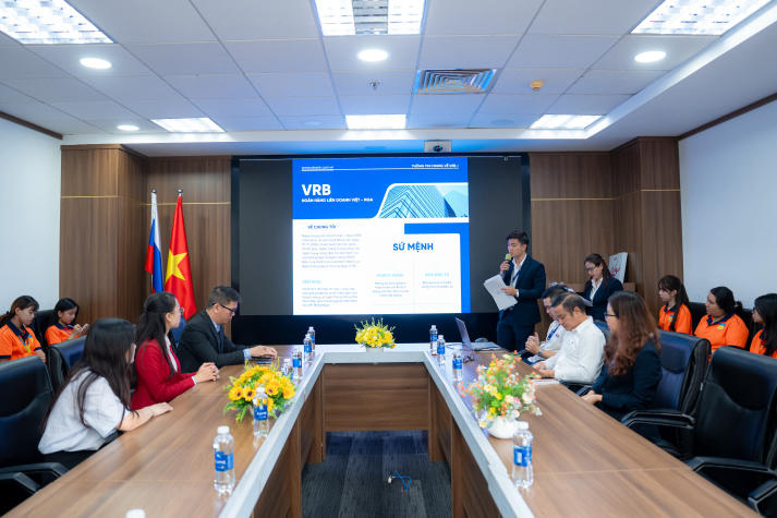 Bước vào “hậu trường” ngân hàng: 13Win 21 link không chặn Khoa Tài chính - Thương mại học nghề tại VRB 27