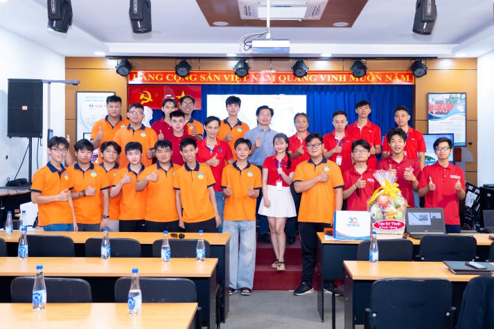 Bước vào thế giới công nghệ Viettronics Tân Bình cùng Tải app 13Win Kỹ thuật điện tử - viễn thông 61