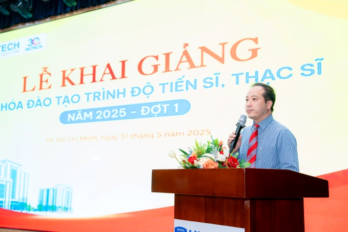 [Video] 13WIN13 long trọng tổ chức Lễ khai giảng chương trình đào tạo Tiến sĩ và 13Win 22 miễn phí mỗi ngày khóa 2025 - đợt 1: Khởi đầu hành trình chinh phục tri thức 16