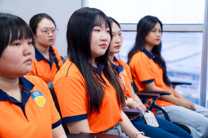 13Win 21 link không chặn ngành Ngôn ngữ Nhật khám phá nghiệp vụ dự toán tại ACSD 45