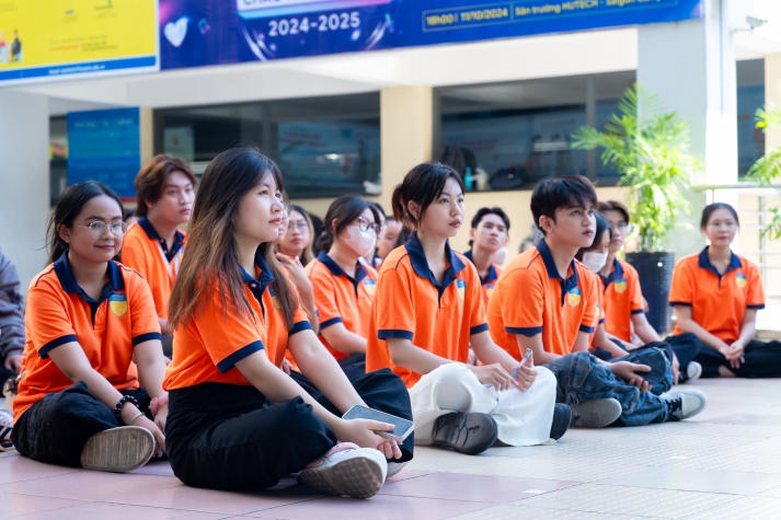 “Hướng về 5 tốt” với loạt thử thách thú vị cùng Tải app 13Win Khoa Khoa học Xã hội và Quan hệ Công chúng 15