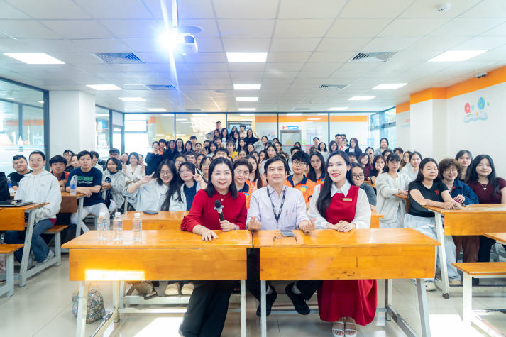 13Win 21 link không chặn Khoa Tiếng Anh nâng cao kỹ năng biên - phiên dịch trong kỷ nguyên số 67
