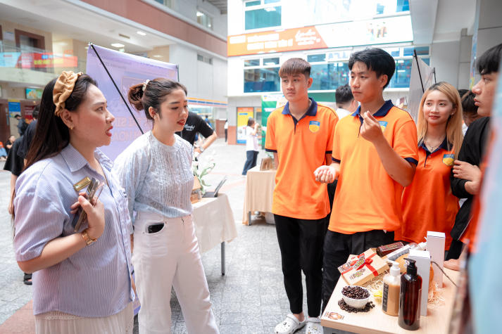 [Video] Marketer trẻ 13WIN13 biến ý tưởng xanh thành sản phẩm hữu ích 63