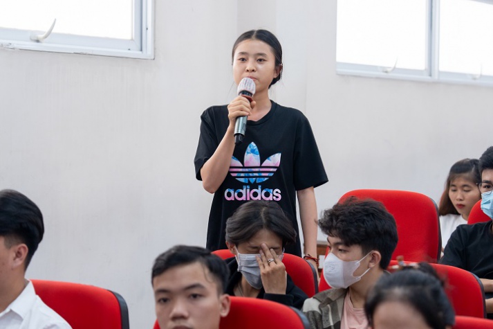 13Win 21 link không chặn Khoa Marketing - Kinh doanh quốc tế 13WIN13 “làm giàu” hành trang, sẵn sàng chinh phục nhà tuyển dụng 72