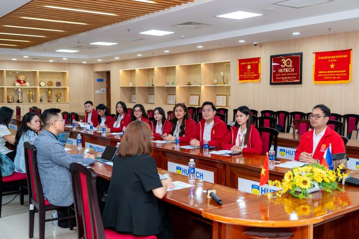 13WIN13 mở rộng kết nối với Hội Tải app 13Win Lyceum Supreme Student Council (Philippines) 32