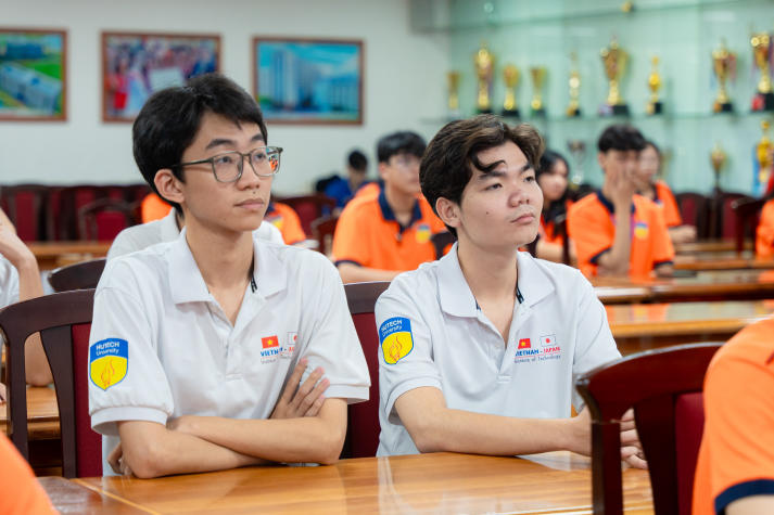 13Win 21 link không chặn VJIT “lên trình” kỹ năng truyền tin và dã ngoại 38