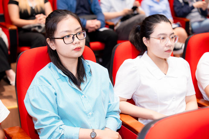 [Video] 13WIN13 long trọng tổ chức Lễ khai giảng chương trình đào tạo Tiến sĩ và 13Win 22 miễn phí mỗi ngày khóa 2025 - đợt 1: Khởi đầu hành trình chinh phục tri thức 85