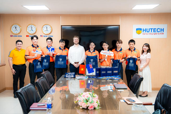 ĐẠI HỌC AUCKLAND (TOP 65 THẾ GIỚI) GẶP GỠ SINH VIÊN I-13WIN13 NGÀNH KHOA HỌC MÁY TÍNH CHƯƠNG TRÌNH LIÊN KẾT QUỐC TẾ 69