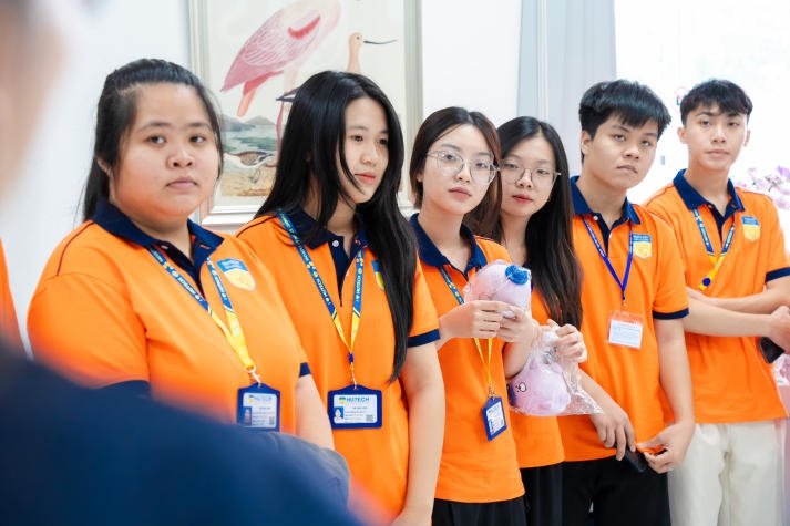 Chuyến khám phá 13win 20 giaitri tructuyen thú vị của Tải app 13Win Khoa Tài chính - Thương mại tại Shinhan Bank 66