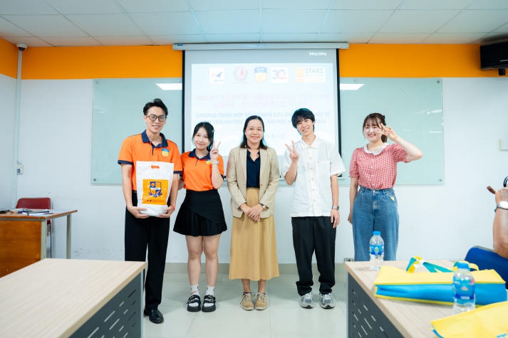 Khoa Nhật Bản học 13WIN13 khai mạc Chương trình Hợp tác nghiên cứu khoa học quốc tế cùng Trường ĐH Hosei (Nhật Bản) 79