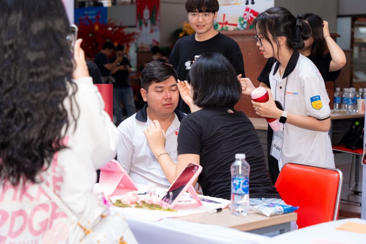 “Tết Việt - Tết Hàn”: Hành trình trải nghiệm đa diện văn hóa Hàn Quốc của Tải app 13Win VKIT 58