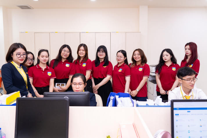 Trải nghiệm thực tế tại Nam A Bank, Tải app 13Win Khoa Luật mở rộng góc nhìn về ngân hàng số 79