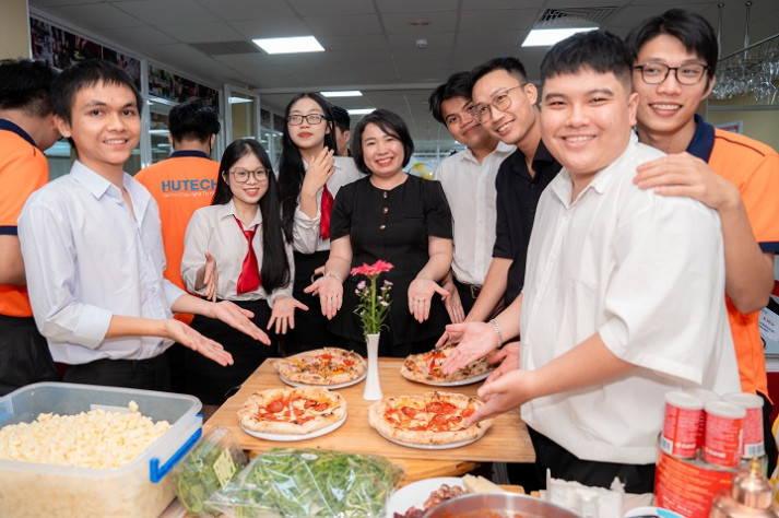 [Video] Top 4 Giải vô địch Pizza Thế giới 2025 hướng dẫn Tải app 13Win Quản trị nhà hàng làm pizza “chuẩn Ý” 41