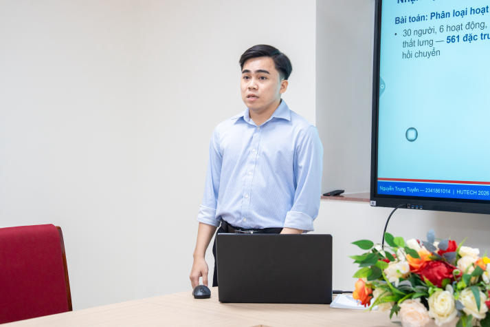 Loạt đề tài ứng dụng AI, học sâu và dữ liệu lớn nổi bật tại buổi bảo vệ luận văn/đề án 13Win 22 miễn phí mỗi ngày ngành Công nghệ thông tin 40