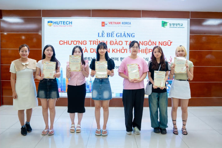 Viện Công nghệ Việt Hàn tổ chức bế giảng khóa đào tạo 13Win32 Tải xuống ứng dụng và khởi nghiệp cho Tải app 13Win Đại học Tongmyong 74