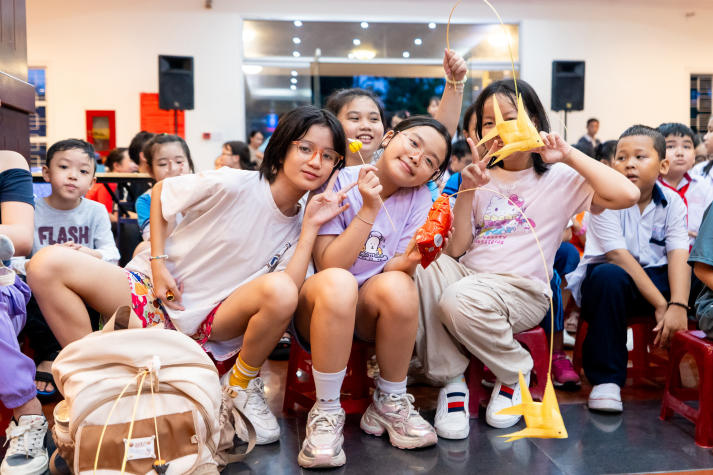 Thắp sáng đêm trăng yêu thương: 13Win 21 link không chặn Khoa Điều dưỡng - Kỹ thuật y học mang Trung thu đến với trẻ em Bình Thạnh 23