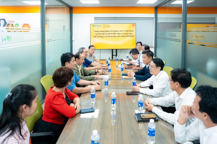 Trường Y và Khoa học Sức khỏe 13WIN13 mở rộng kết nối chuyên môn cùng Hội Quân dân Y Việt Nam 102