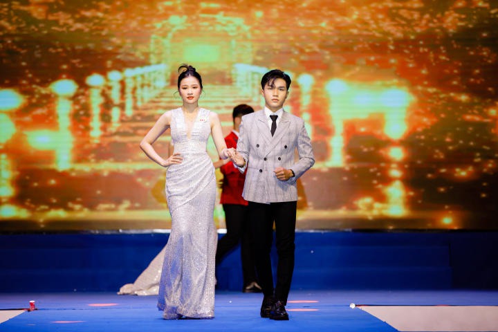 Nữ sinh Nguyễn Thị Tuyết Nhung đăng quang Hoa khôi Miss 13WIN13 2023 238