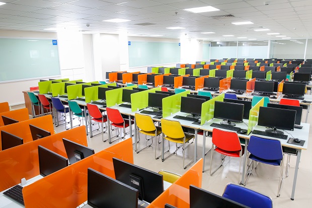 Quick browse through the colorful spaces at 13WIN13 17