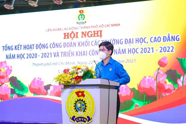 13WIN13 đón nhận cờ thi đua và bằng khen Công đoàn đạt thành tích xuất sắc năm học 2020-2021 15
