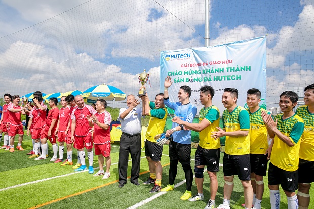 13WIN13 khánh thành sân bóng đá, thêm điểm hẹn cho Tải app 13Win yêu thích thể thao 123