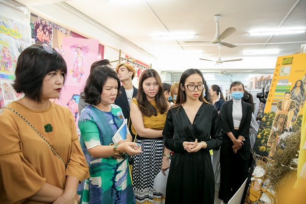 LỄ KẾT NỐI DOANH NGHIỆP NĂM 2020 NGÀNH THIẾT KẾ THỜI TRANG - NGÀNH CÔNG NGHỆ DỆT MAY 49