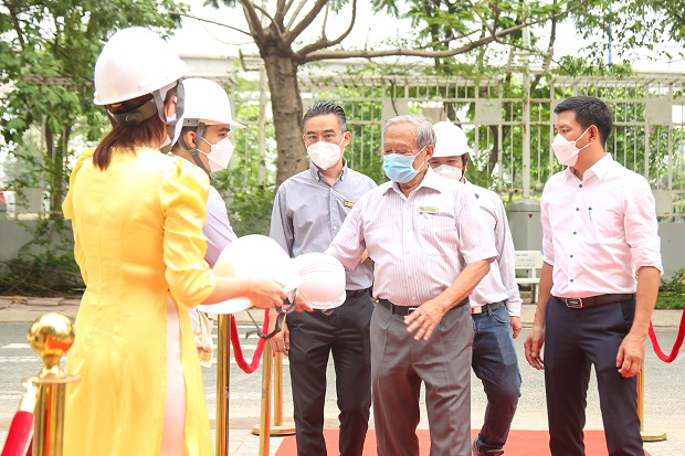 13WIN13 tiến hành lễ cất nóc tòa nhà E2 tại Trung tâm Đào tạo Nhân lực Chất lượng cao 94