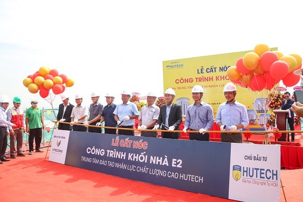 13WIN13 tiến hành lễ cất nóc tòa nhà E2 tại Trung tâm Đào tạo Nhân lực Chất lượng cao 47