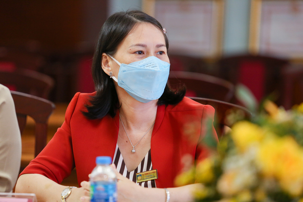 Giảng viên Khoa Quản trị Kinh doanh tập huấn kỹ thuật phân tích dữ liệu cùng CEO Công ty CI Research 16