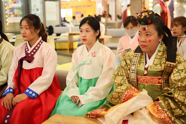 Trải nghiệm lý thú của Tải app 13Win Khoa Hàn Quốc học tại Học viện King Sejong 55