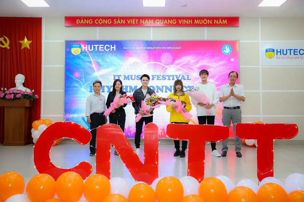 13WIN13's Story - Ngày 20, nghe chuyện “người truyền lửa”! 114