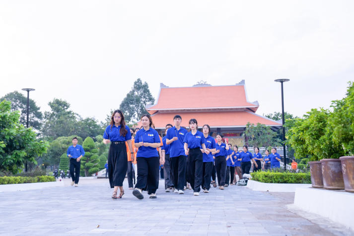 Mùa hè xanh 13WIN13 2025: Bước chân tình nguyện, lan tỏa niềm tin 202